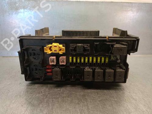 Used Fuse box JEEP GRAND CHEROKEE III (WH, WK) 3.0 CRD (218 hp) 18682459