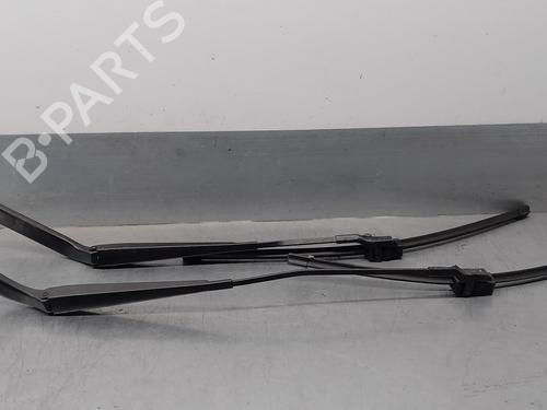 Used Front windshield wiper arm BMW X5 (E70) xDrive 30 d (245 hp) 18730416