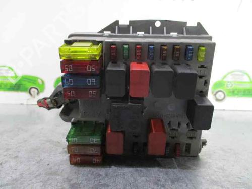 Used Fuse box FIAT PUNTO (188_) 1.2 60 (188.030, .050, .130, .150, .230, .250) (60 hp) 2089789