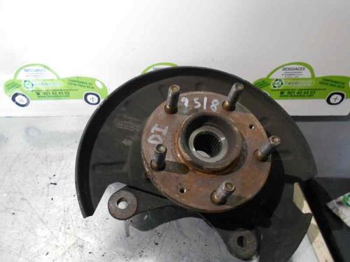 Used Left front steering knuckle LAND ROVER FREELANDER I (L314) 2.0 DI 4x4 (98 hp) 2075300