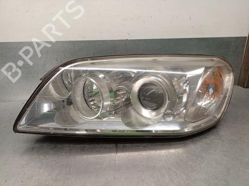 Used Left headlight CHEVROLET CAPTIVA (C100, C140) 2.0 D (126 hp) 19335492