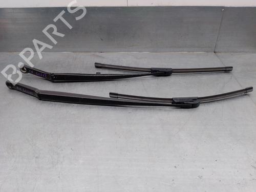 Used Front windshield wiper arm BMW 3 (E46) 320 d (150 hp) 18350687