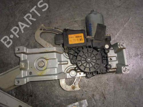 Front right window mechanism OPEL CORSA B (S93) 1.0 i 12V (F08, F68, M68) | BP2073842C23 