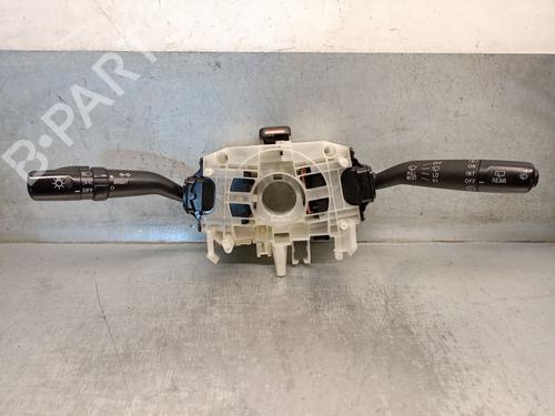 Used Headlight switch SUBARU FORESTER (SG_) 2.0 X AWD (SG5) (158 hp) 19924388