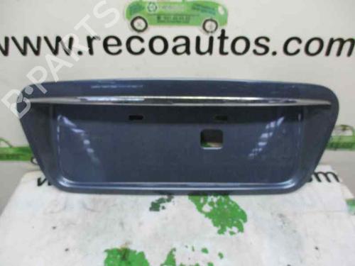 Used Tailgate handle HYUNDAI TRAJET (FO) 2.0 CRDi (113 hp) 6638047