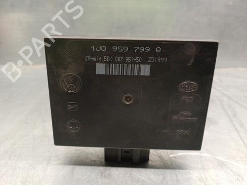 Used Electronic module VW GOLF IV (1J1) 1.6 (102 hp) 18417056