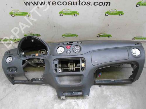 Used Dashboard CITROËN C2 (JM_) 1.4 HDi (68 hp) 2049563