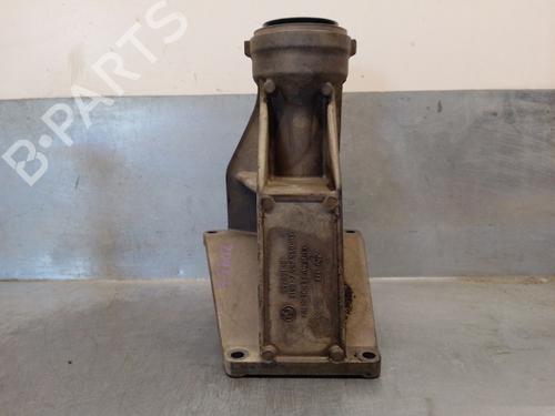 Used Engine mount BMW X5 (E70) 3.0 d (235 hp) 19795201