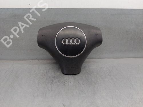 Used Driver airbag AUDI A3 (8P1) 1.6 (102 hp) 18479825