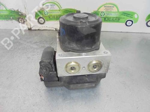 Used ABS pump KIA CARENS II MPV (FJ) 2.0 CRDi (113 hp) 2103127