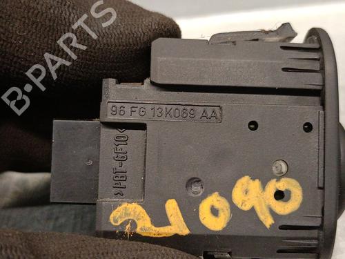 Headlight switch FORD MONDEO II Saloon (BFP) 1.8 TD | BP19496784I24 