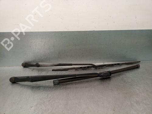 Used Front windshield wiper arm SEAT IBIZA II (6K1) 1.8 i (90 hp) 18946005