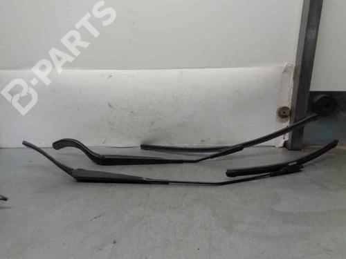 Used Front wipers mechanism Front wipers mechanism ALFA ROMEO MITO (955_) 1.3 MultiJet (955AXH1B, 955AXT1A) (90 hp) 6699444 6699444