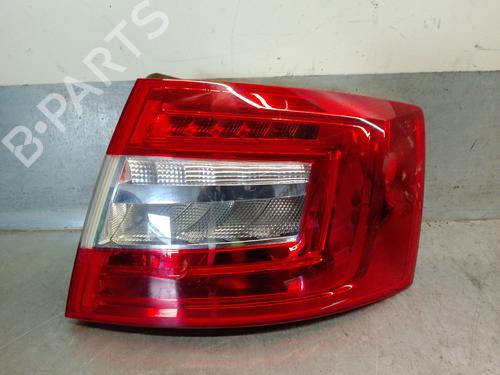 Used Right taillight SKODA OCTAVIA III (5E3, NL3, NR3) 1.6 TDI (115 hp) 19495161