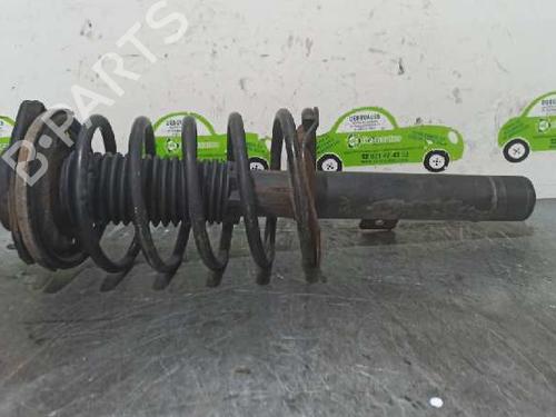 Used Right front shock absorber Right front shock absorber CITROËN ZX Break (N2) 1.9 TD (90 hp) 5328585 5328585