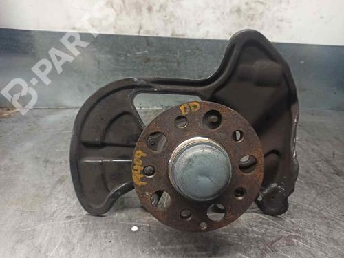 Used Right front steering knuckle Right front steering knuckle MERCEDES-BENZ C-CLASS (W204) C 220 CDI (204.008) (170 hp) 8949382 8949382