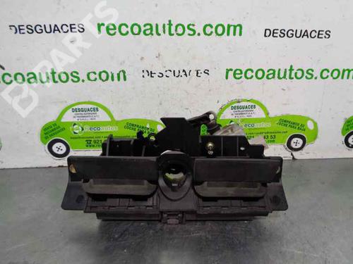 Used Tailgate handle Tailgate handle AUDI ALLROAD C5 (4BH) 2.5 TDI quattro (180 hp) 4889523 4889523