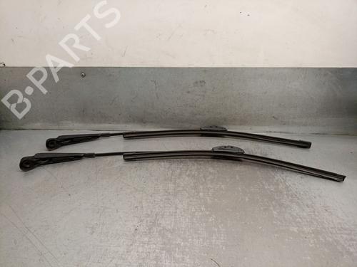 Used Front windshield wiper arm OPEL CORSA B (S93) 1.7 D (F08, F68, M68) (60 hp) 19492427