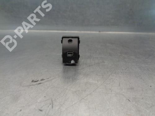 Used Right rear window switch Right rear window switch AUDI A3 (8P1) 1.9 TDI (105 hp) 8876317 8876317