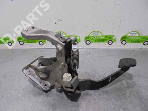 Used Break pedal Break pedal TOYOTA PREVIA II (_R3_) 2.0 D-4D (CLR30_, CLR30R) (116 hp) 8790767 8790767