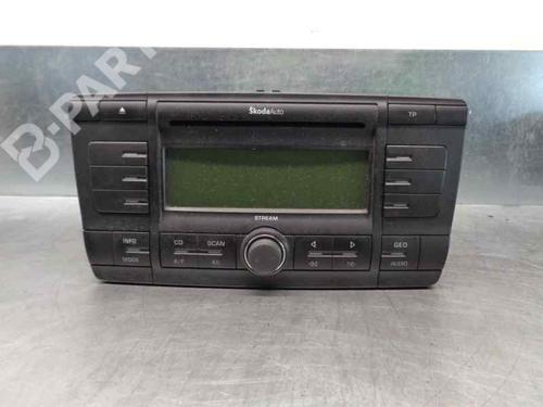 radio-skoda-octavia-ii-1z3-20-tdi-16v-1z0035161a-2004-2005-2006-2007-2008-2009-2010-2011-2012-2013-7824234 main image
