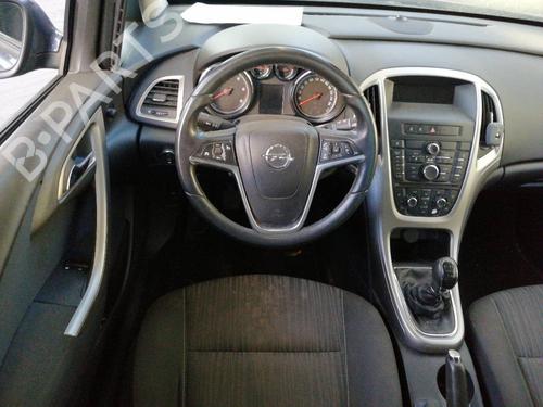 Højre baglygte OPEL ASTRA J (P10) 1.7 CDTI (68) | BP18952315C35 