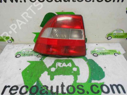 Farolim esquerdo OPEL VECTRA B Estate (J96) 2.0 DTI 16V (F35) (101 hp) 37370751 | 90568047 | GM