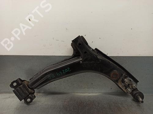 Used Right front suspension arm DAEWOO LANOS (KLAT) 1.6 16V (106 hp) 17523550