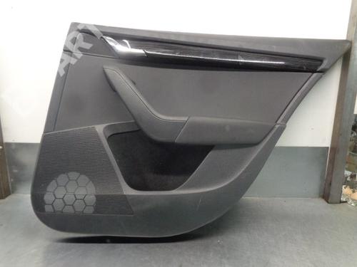 Used Right rear door panel Right rear door panel SKODA OCTAVIA III (5E3, NL3, NR3) 1.6 TDI (115 hp) 10211685 10211685