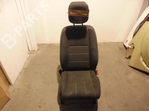 Used Right front seat Right front seat RENAULT MEGANE III Hatchback (BZ0/1_, B3_) 1.5 dCi (BZ09, BZ0D, BZ1W, BZ29, BZ14) (110 hp) 10039218 10039218
