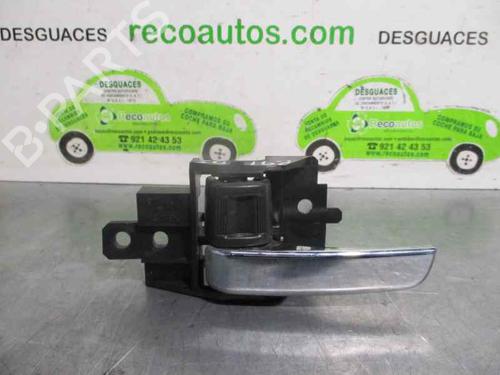Used Front left interior door handle CITROËN C4 AIRCROSS 1.6 HDi 115 AWC (114 hp) 3217543