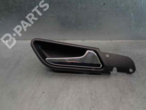 Used Rear right interior door handle Rear right interior door handle MERCEDES-BENZ B-CLASS Sports Tourer (W245) B 180 CDI (245.207) (109 hp) 8209503 8209503