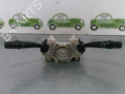 Headlight switch TOYOTA AVENSIS Liftback (_T22_) 2.0 D-4D (CDT220_) (110 hp) 2076869