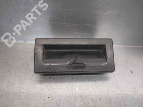 tailgate-handle-skoda-superb-iii-3v3-20-tdi-3v0827566-2015-10226900 main image