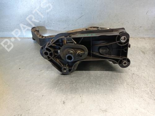 Clutch pedal SKODA OCTAVIA III (5E3, NL3, NR3) 1.6 TDI | BP19494520I13 