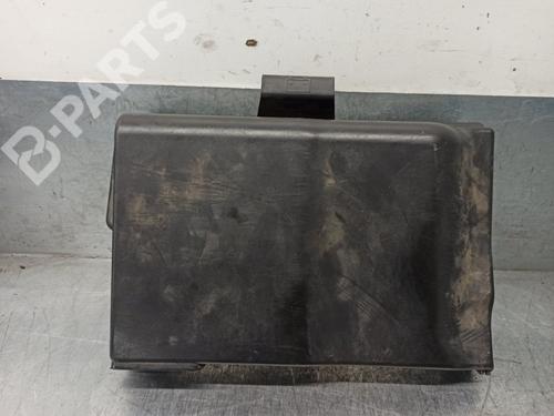 Used Fuse box Fuse box SEAT IBIZA III (6L1) 1.4 16V (75 hp) 10654391 10654391