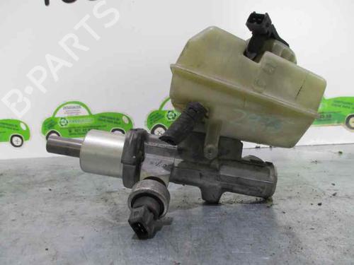 Used Brake master cylinder VOLVO 850 Estate (855) 2.5 TDI (140 hp) 2239125