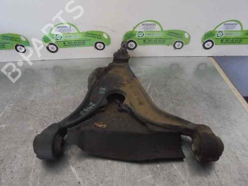 Used Right front suspension arm VOLVO V70 I (875, 876) 2.0 (126 hp) 2789440