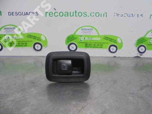 Used Right rear window switch Right rear window switch MERCEDES-BENZ B-CLASS Sports Tourer (W245) B 200 CDI (245.208) (140 hp) 5035937 5035937