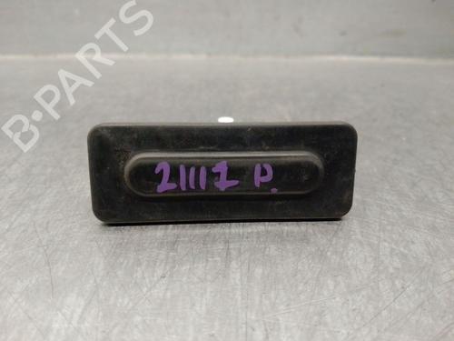 Used Tailgate handle PEUGEOT 2008 I (CU_) 1.2 THP 110 / PureTech 110 (110 hp) 19672632