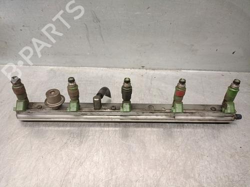 Used Injection rail VOLVO V70 II (285) 2.4 (140 hp) 19132267