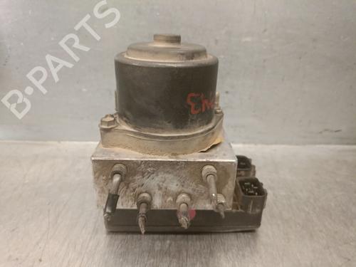 Used ABS pump TOYOTA LAND CRUISER 90 (_J9_) 3.0 TD (KZJ90_, KZJ95_, KZJ90R, KZJ95R, KZJ90W, KZJ95W) (125 hp) 19442850