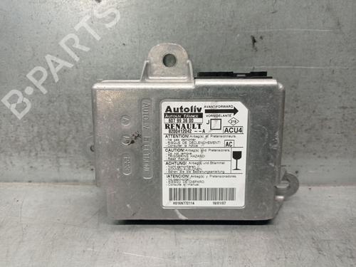Used ECU airbags RENAULT SCÉNIC II (JM0/1_) 1.5 dCi (JM1E, JM16) (106 hp) 19426670