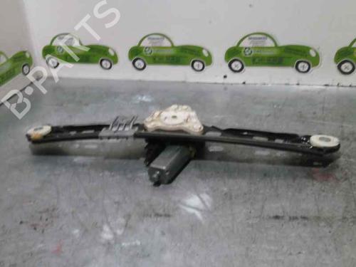 Used Rear left window mechanism MERCEDES-BENZ C-CLASS (W203) C 240 (203.061) (170 hp) 2126343