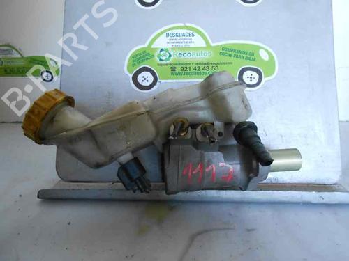 Used Brake master cylinder FORD FIESTA V (JH_, JD_) 1.3 (69 hp) 2076829
