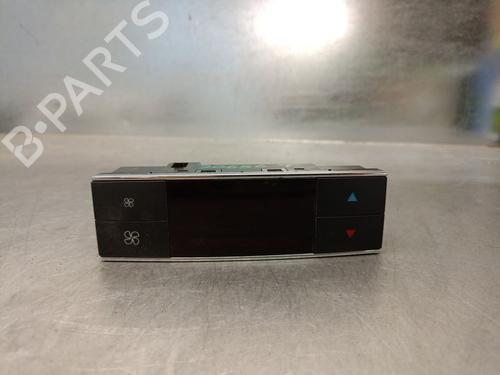 Used Climate control MERCEDES-BENZ E-CLASS (W212) E 500 4-matic (212.091) (408 hp) 19085809