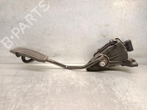 Pedal NISSAN ALMERA II (N16) 2.2 Di (110 hp) 19801382