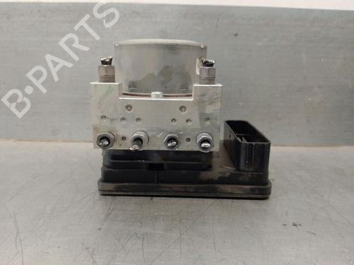 Used ABS pump PEUGEOT 208 II (UB_, UP_, UW_, UJ_) 1.2 PureTech 100 (101 hp) 19042797