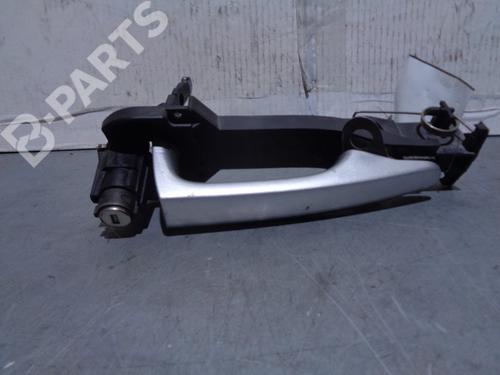 Used Front right interior door handle Front right interior door handle PEUGEOT 807 (EB_) 2.2 HDi (128 hp) 6143300 6143300