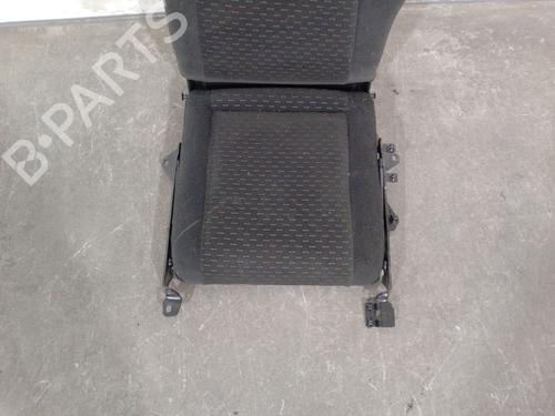 Rear seat OPEL ZAFIRA A MPV (T98) 2.0 DTI 16V (F75) | BP19020585C17 